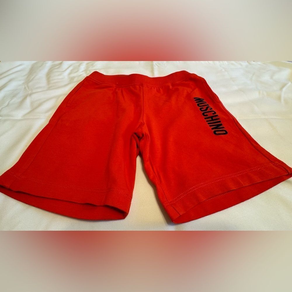 MOSCHINO RED SHORTS 3y